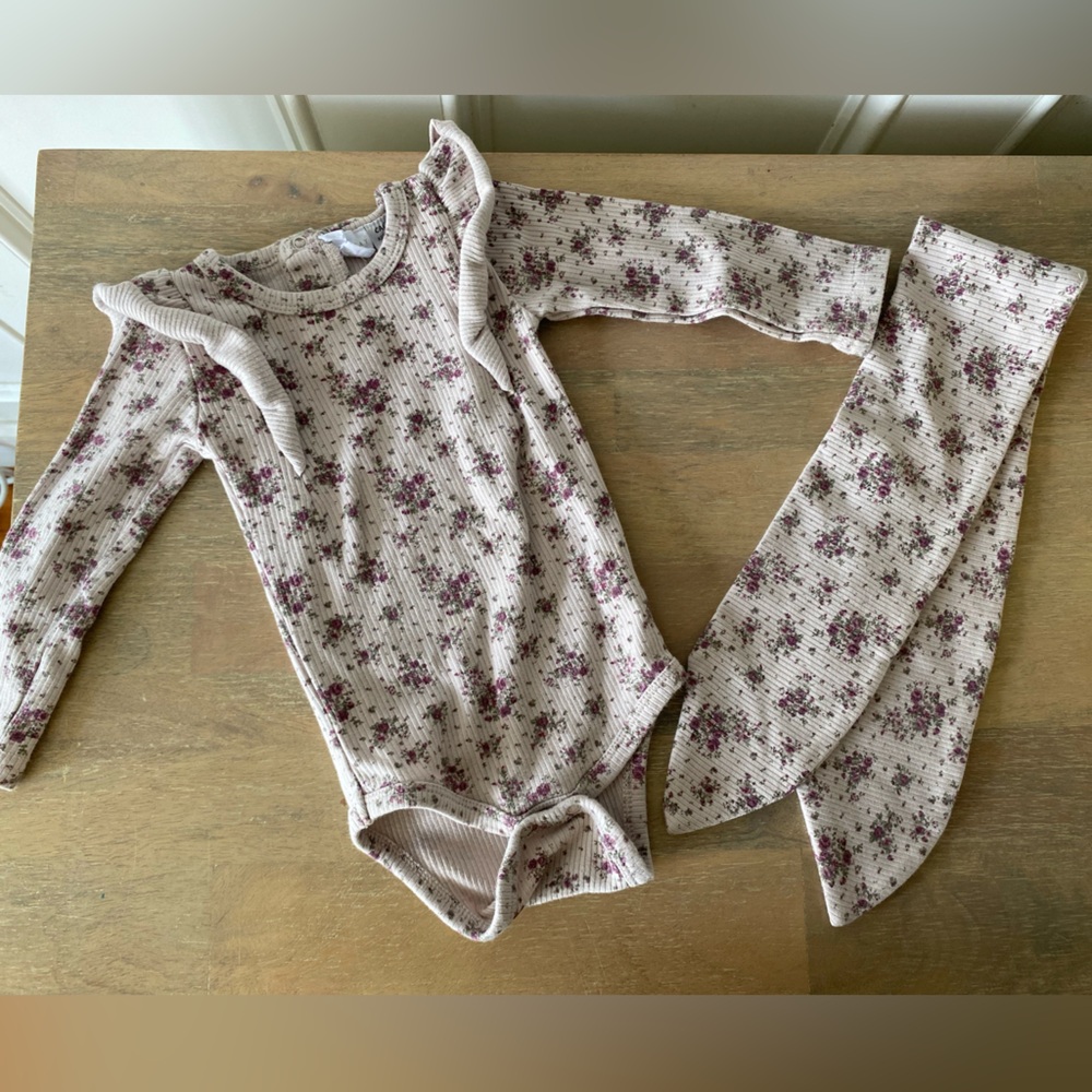 Jamie Kay matching onesie and head wrap!